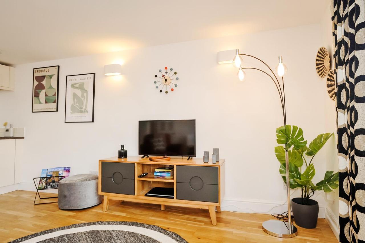 Victoria 3 Apartment *